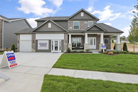 1008 Miremont Dr, Manchester, MO 63011