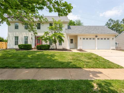 15617 Parasol Dr, Chesterfield, MO 63017