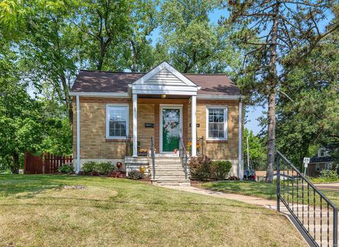 401 S Laclede Station Rd, Saint Louis, MO 63119