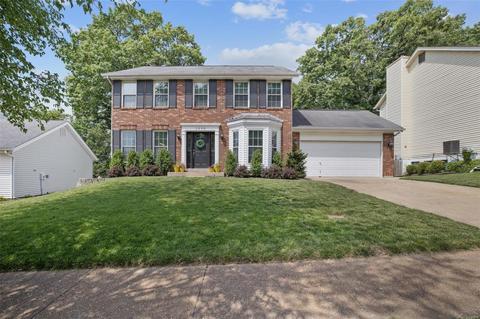 1590 Rosewood Terrace Dr, Ballwin, MO 63021
