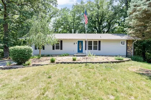 9 Nantua Ct, Lake Saint Louis, MO 63367