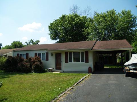 318 Weber Dr, Eureka, MO 63025 photo 2