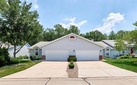 1540 Lienemann Dr #21, St Peters, MO 63303