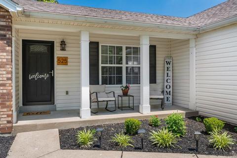 525 Chapparal Dr, O'fallon, MO 63368 photo 2