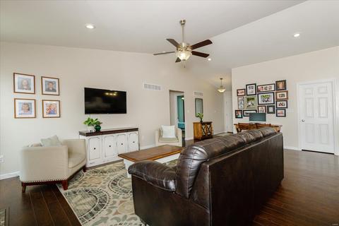 400 Shady River Dr, O'fallon, MO 63366 photo 12