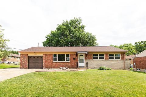 5809 Crossmont Dr, Saint Louis, MO 63123