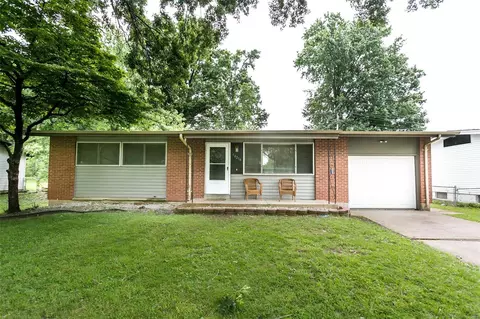 10216 Doane Dr, Saint Louis, MO 63136