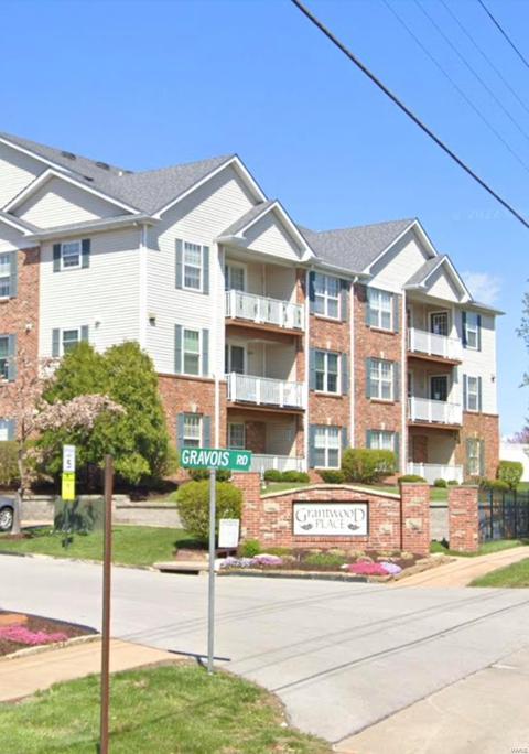 11079 Gravois Rd #304, Saint Louis, MO 63126
