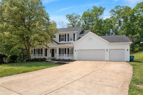 1100 New Ballwin Oaks Dr, Ballwin, MO 63021
