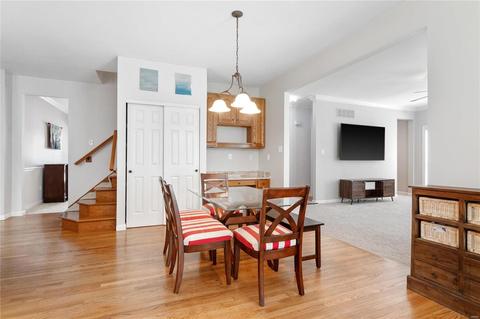 1100 New Ballwin Oaks Dr, Ballwin, MO 63021 photo 8
