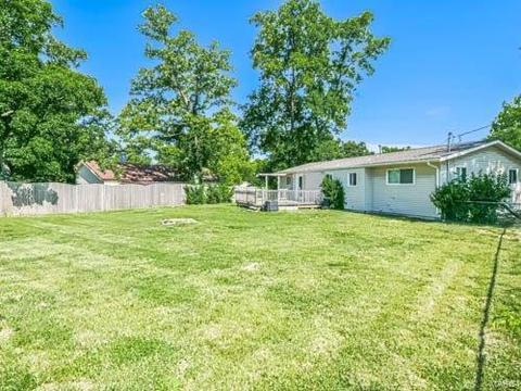 402 Raymond Dr, O'fallon, MO 63366 photo 15