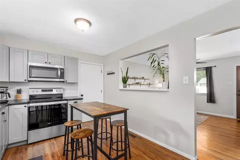 903 Love Dr, O'fallon, MO 63366 photo 8