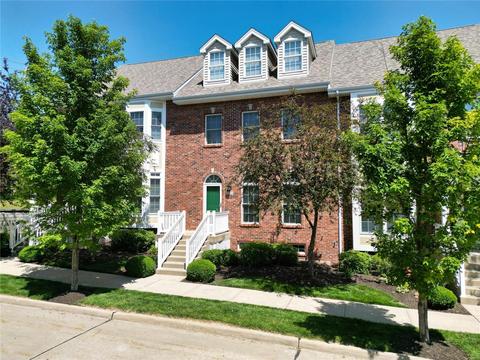 2404 N Larksong Dr, Wildwood, MO 63040