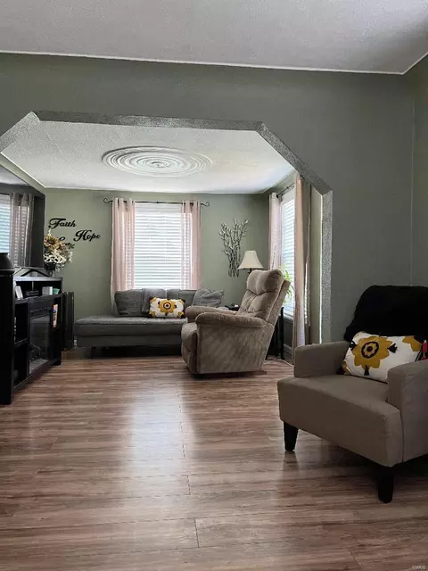 3447 Ludlow Ave, Bridgeton, MO 63044 photo 6