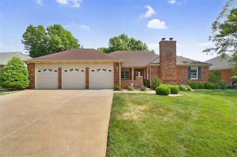 6766 Wynfield Terrace Dr, Saint Louis, MO 63129