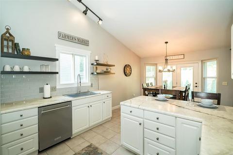 262 Cleta Ct, Ballwin, MO 63021 photo 17