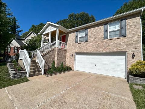 262 Cleta Ct, Ballwin, MO 63021 photo 2