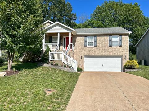 262 Cleta Ct, Ballwin, MO 63021