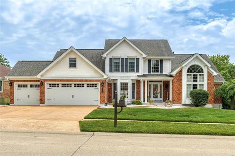 13434 Bahnfyre Dr, Saint Louis, MO 63128