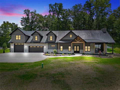 401 Freymuth Rd, Lake Saint Louis, MO 63367