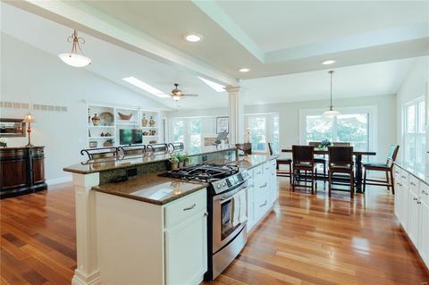893 Top Notch Ln, Eureka, MO 63025 photo 19