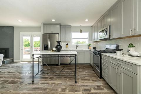 890 Rusticmanor Cir, Ballwin, MO 63011 photo 7