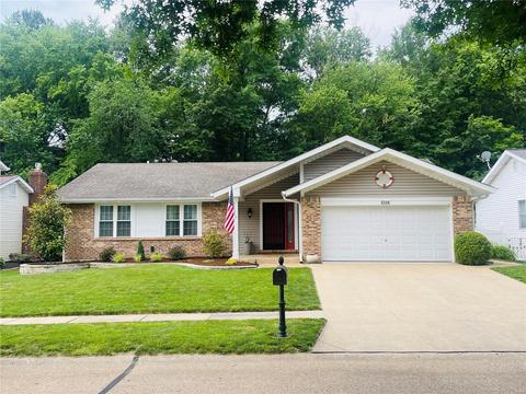 5118 Suson Way Ct, Saint Louis, MO 63128