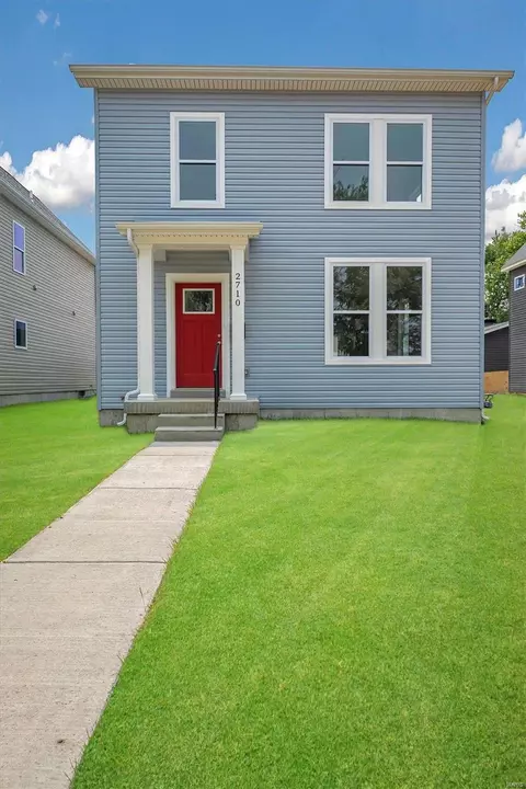2710 Hickory St, Saint Louis, MO 63104