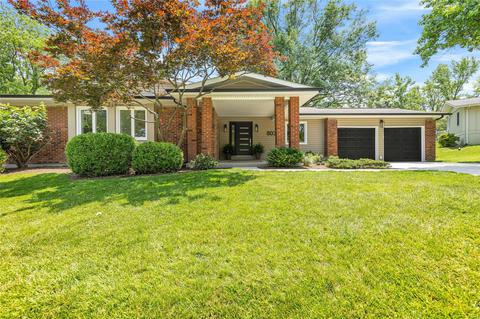 803 Rotherham Dr, Ballwin, MO 63011