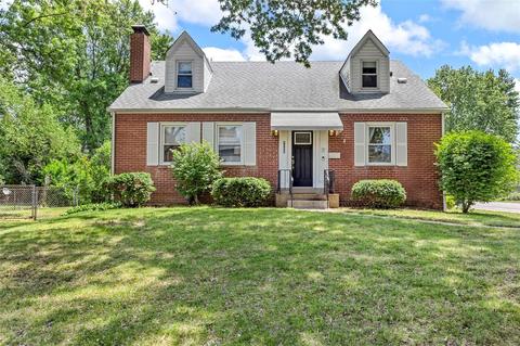 2500 Hartland Ave, Saint Louis, MO 63114