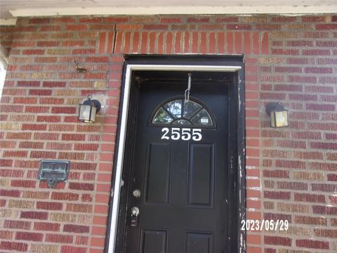 2555 Hord Ave, Saint Louis, MO 63136