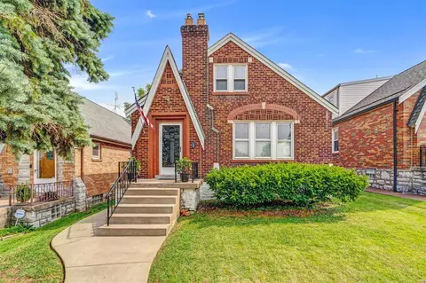 6616 Marquette Ave, Saint Louis, MO 63139