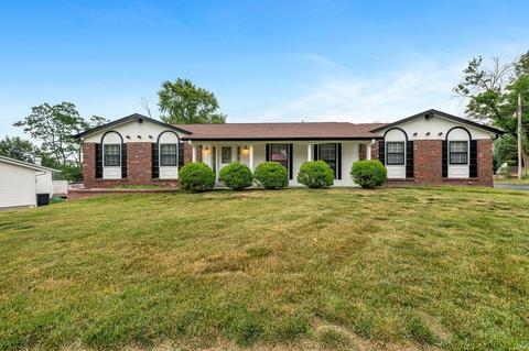 11746 Momarte Ln, Saint Louis, MO 63146
