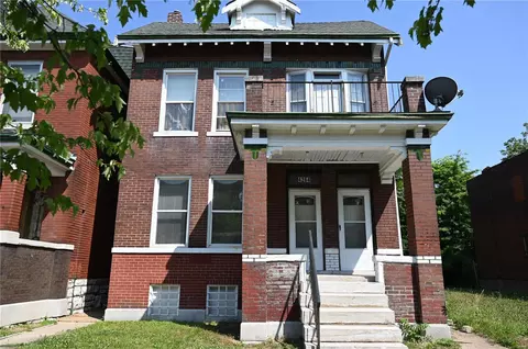 4264 Athlone Ave, Saint Louis, MO 63115