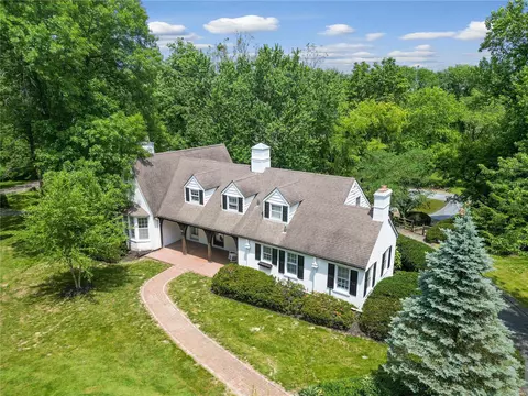 6 Clayton Ter, Saint Louis, MO 63131