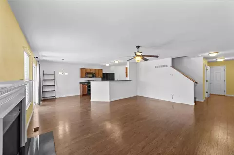 205 Springbeach Dr, O'fallon, MO 63368 photo 8