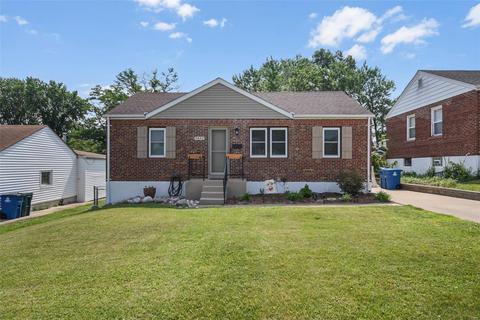 9842 Huntingdon Ln, Saint Louis, MO 63123