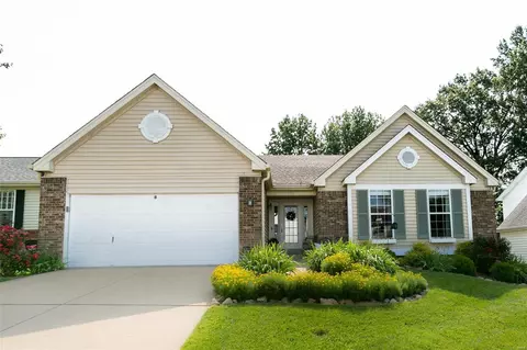 9744 Grantview Forest Dr, Saint Louis, MO 63123