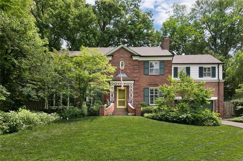 14 Daniel Rd, Saint Louis, MO 63124