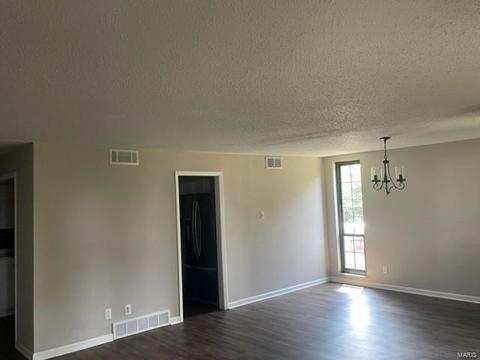 916 Claytonbrook Dr #2, Ballwin, MO 63011 photo 4