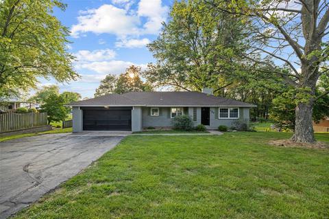 127 Holloway, Ballwin, MO 63011