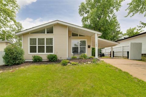240 Orchard Ave, Ballwin, MO 63021