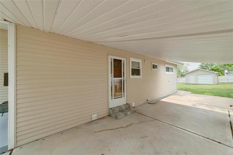 240 Orchard Ave, Ballwin, MO 63021 photo 3
