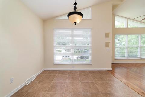 240 Orchard Ave, Ballwin, MO 63021 photo 6