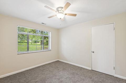 8061 Packard Ave, Saint Louis, MO 63134 photo 11