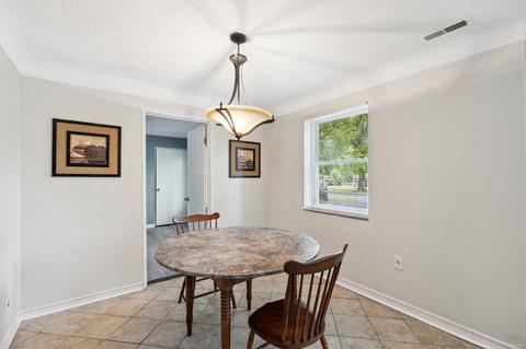 8061 Packard Ave, Saint Louis, MO 63134 photo 5