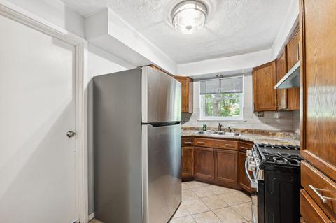 8061 Packard Ave, Saint Louis, MO 63134 photo 6