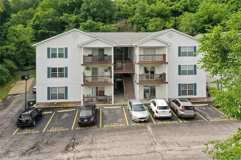 10 Eagle Rock Cv #103, Valley Park, MO 63088