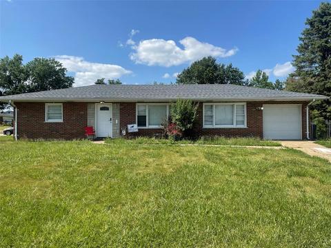 4818 N Hills Ln, Saint Louis, MO 63121