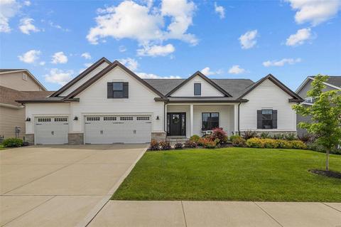 508 Leaning Woods St, Saint Charles, MO 63301